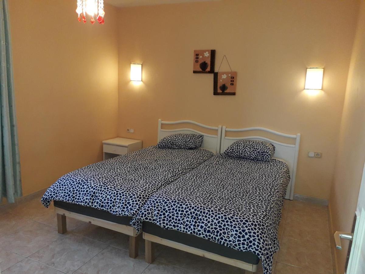Sunny Self-Catering Apartment Costa Teguise, Lanzarote, Spain Exterior foto